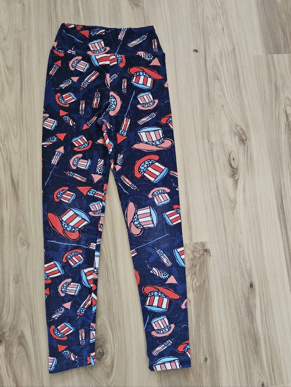 LuLaRoe Tween Leggings - Picture 2 of 7
